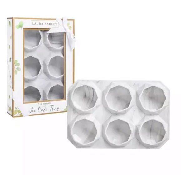Laura Ashley Other - NIB Laura Ashley Engagement Diamond Ice Cube Tray